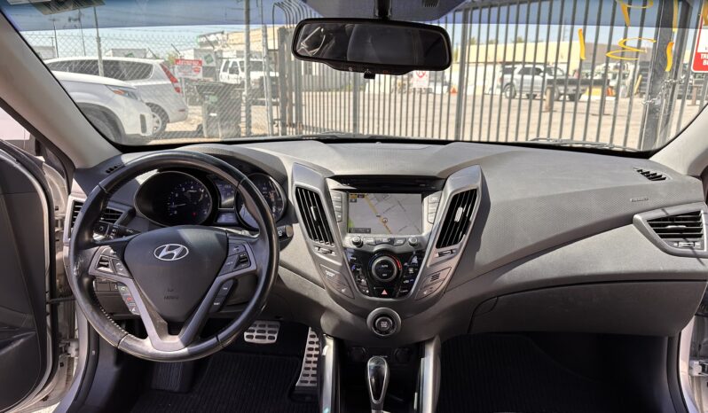 
								2014 Hyundai Veloster Turbo Coupe 3D full									