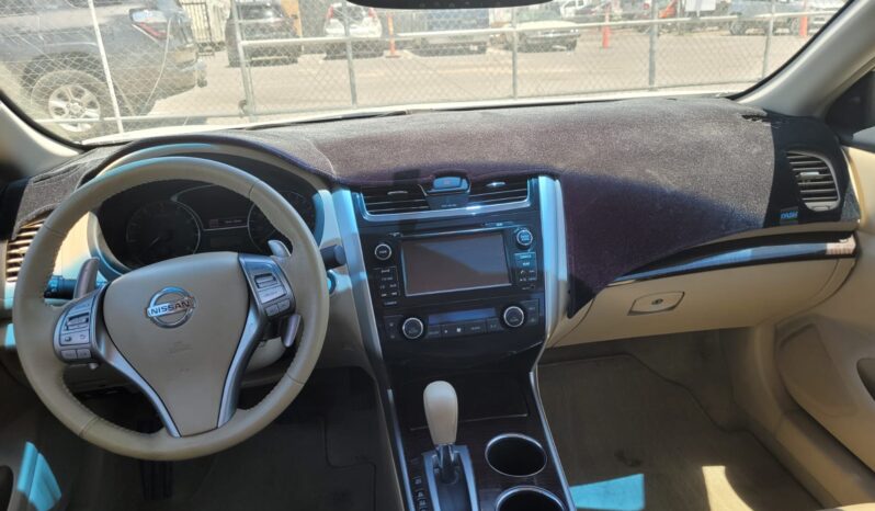 
								2013 Nissan Altima 3.5 SL Sedan 4D full									
